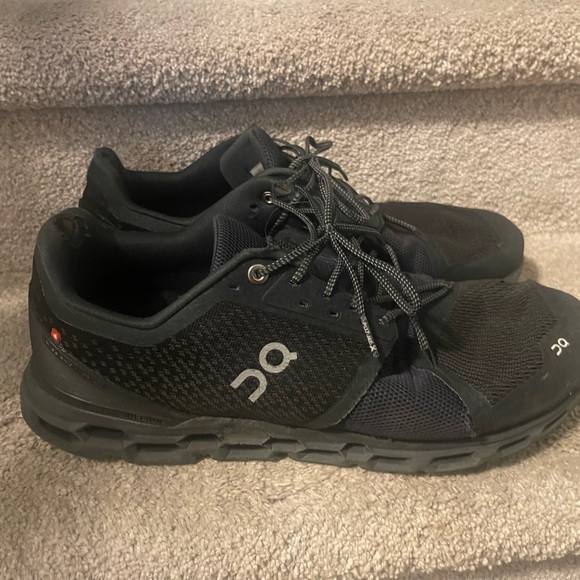 On cloud - Picture 2 of 6